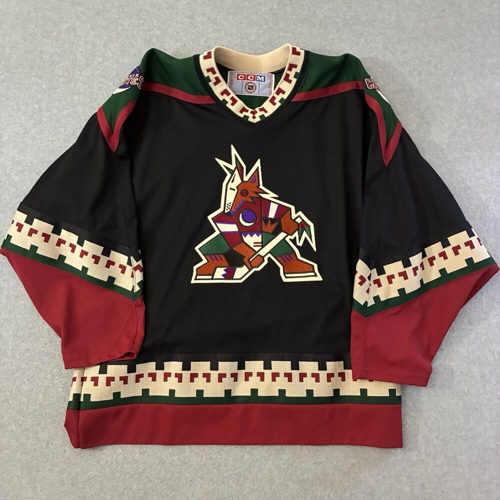 Vintage CCM Phoenix Coyotes Kachina Hockey Jersey Men’s L Made Canada NHL